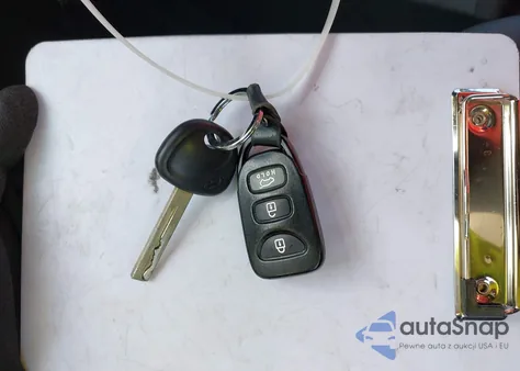 2016 Hyundai Veloster из США, поврежденный, VIN KMHTC6ADXGU292697